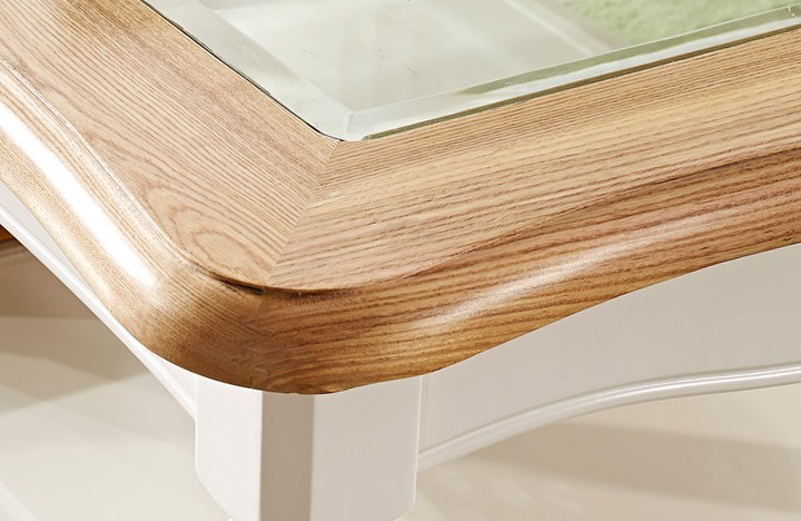 和购茶几的圆润边角设计