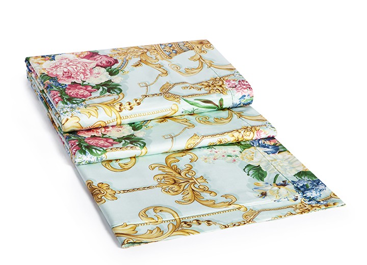 床用用品精选用双面的天丝面料打造而成